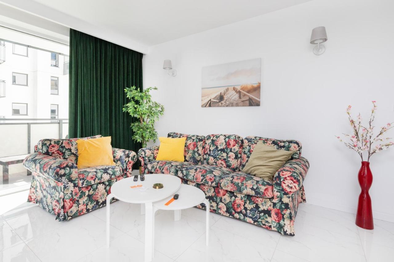Old Town Bastion Walowa Apartments By Noclegi Renters Gdańsk Exterior foto